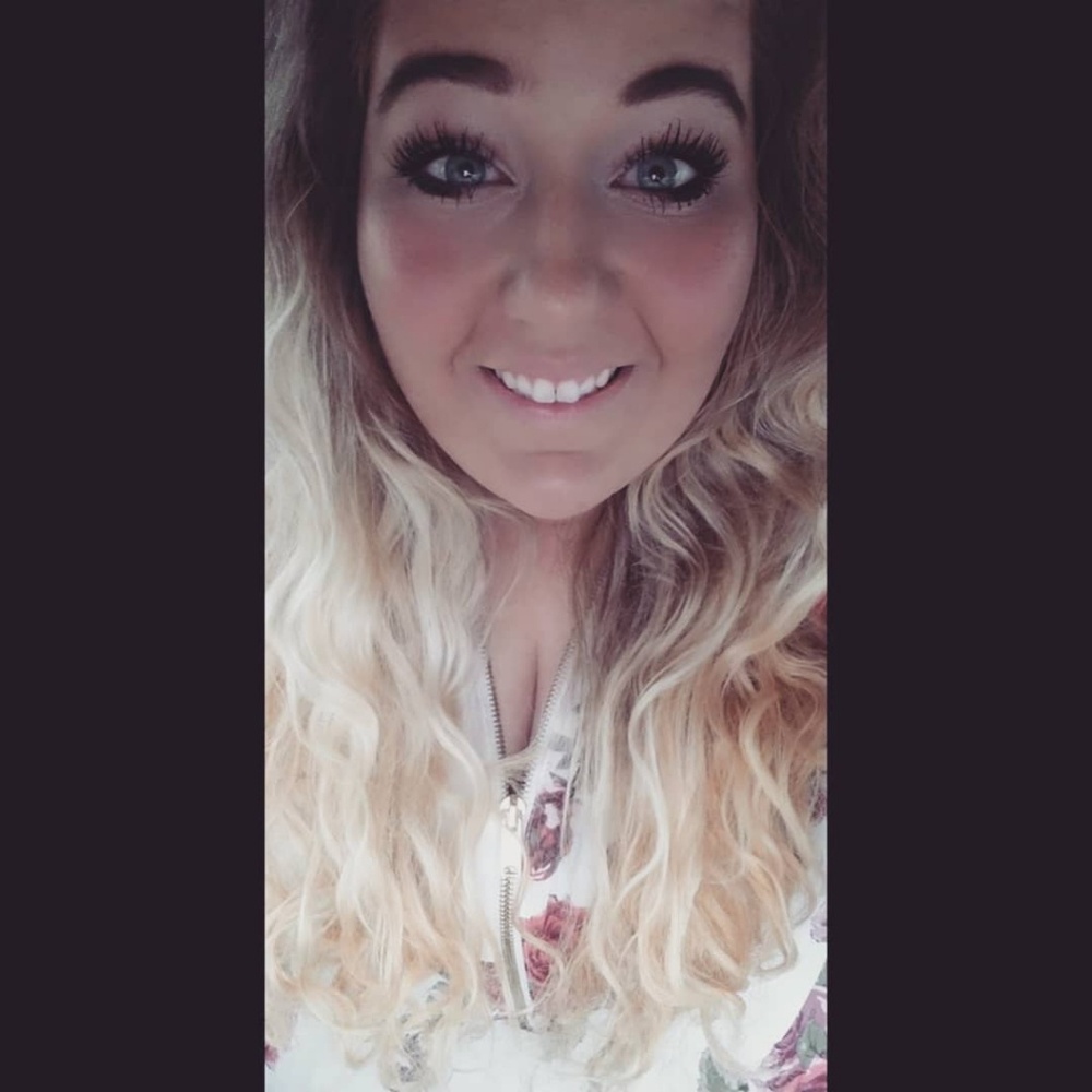 Meet your Posher, Ellie